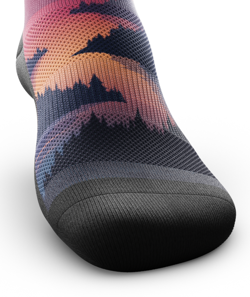 Wanderlight Athletic Quarter Socks
