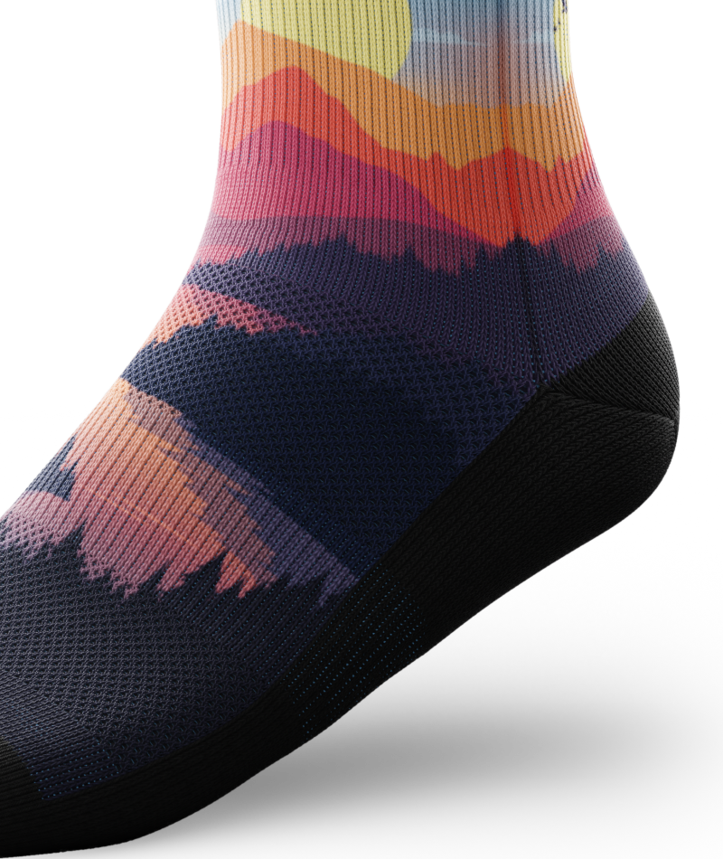 Wanderlight Athletic Quarter Socks