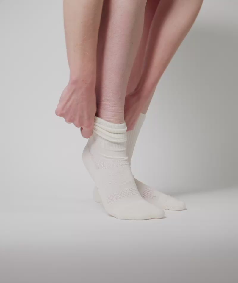 Flagship Off White Merino Wool Midweight Crew Socks