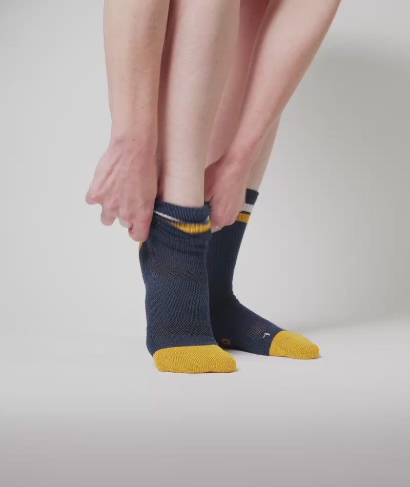 Royal Merino Wool Midweight Crew Socks
